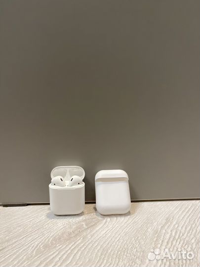 Airpods 1