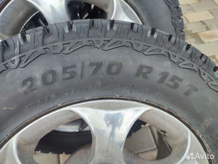 Matador MP 72 Izzarda A/T 2 205/70 R15