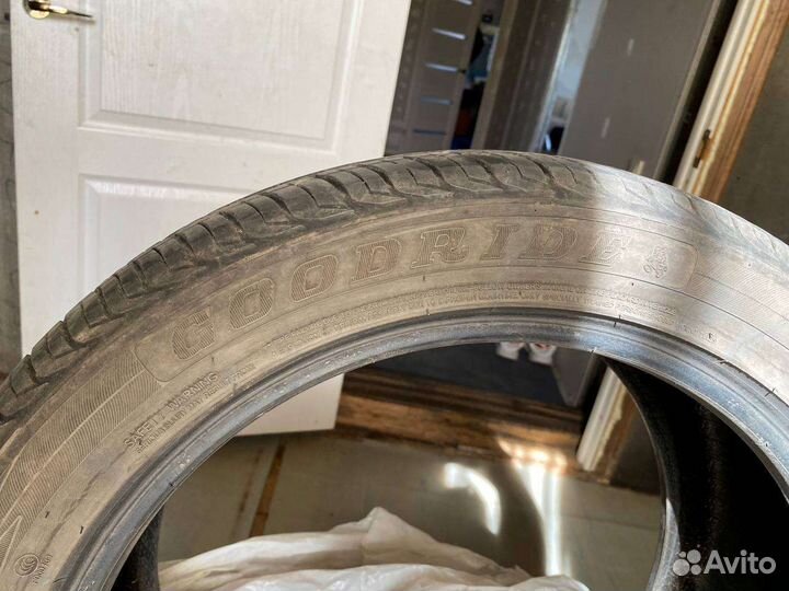 Goodride SA 07 235/45 R17