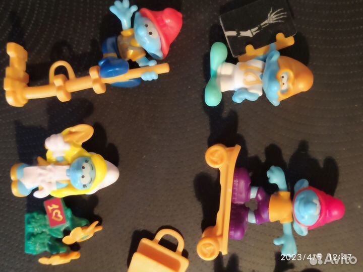 Киндер сюрприз смурфики