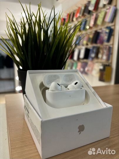 Apple AirPods Pro 2 - White