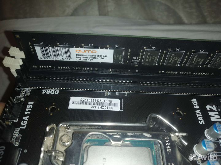 Материнская плата с процессором i3 8100