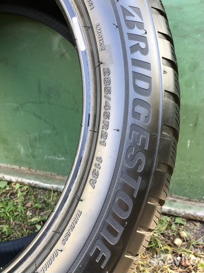 Bridgestone Blizzak LM-001 285/45 R21 113