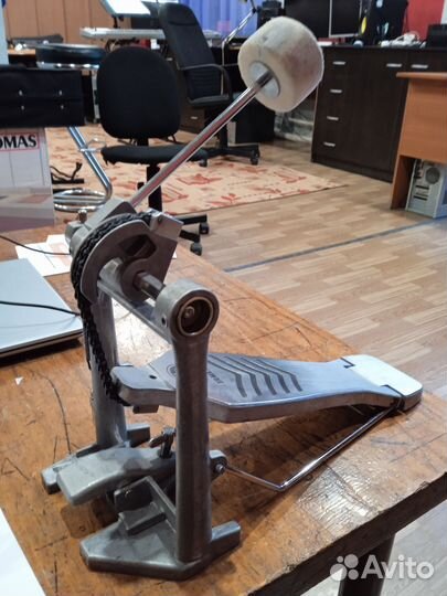 Одиночная педаль для бас барабана yamaha