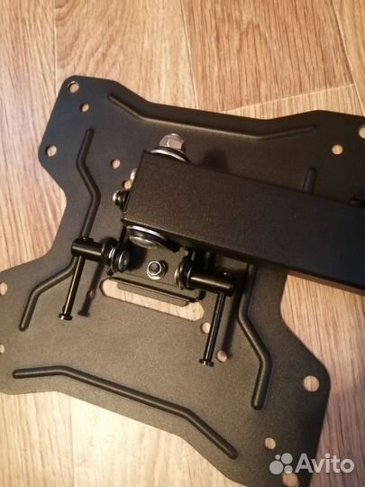 Кранштейн поворотный для тв