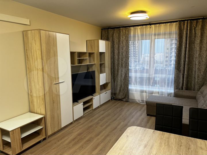 1-к. квартира, 43 м², 19/25 эт.