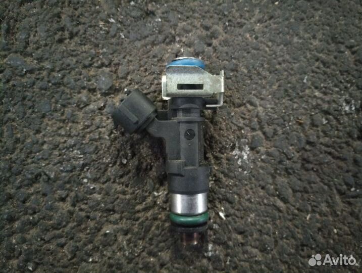 Форсунка инжекторная электрическая Mitsubishi