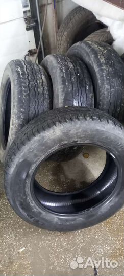 Bridgestone Dueler H/T 225/65 R17