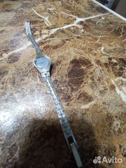 Часы наручные женские механические