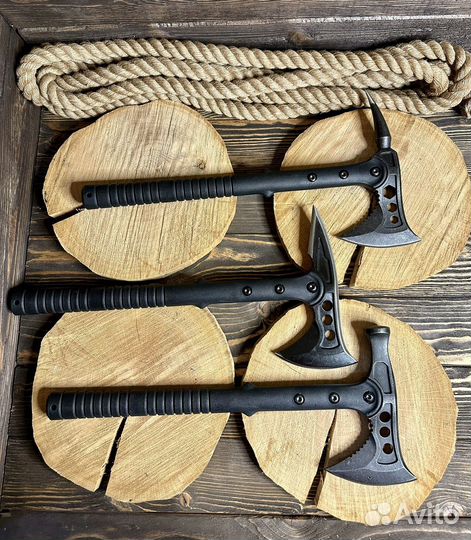 Топорик туристический