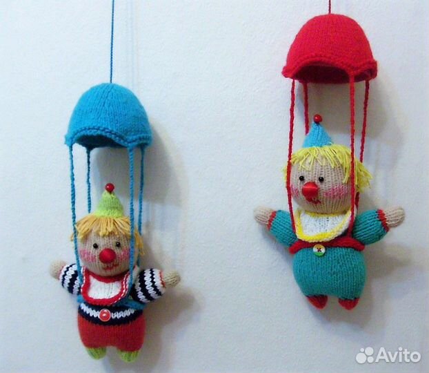 Детский интерьерный весёлый мобиль на кроватку