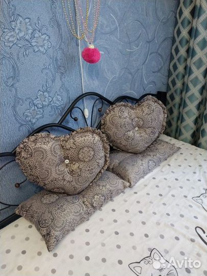 Комплект декоративных подушек