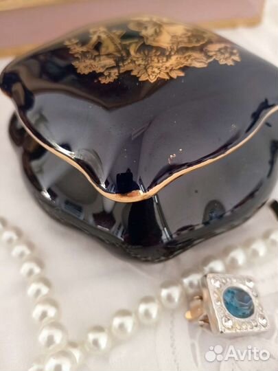 Шкатулка фарфоровая кобальт позолота Европа винтаж