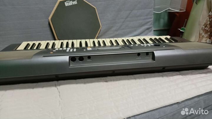 Синтезатор yamaha psr 300