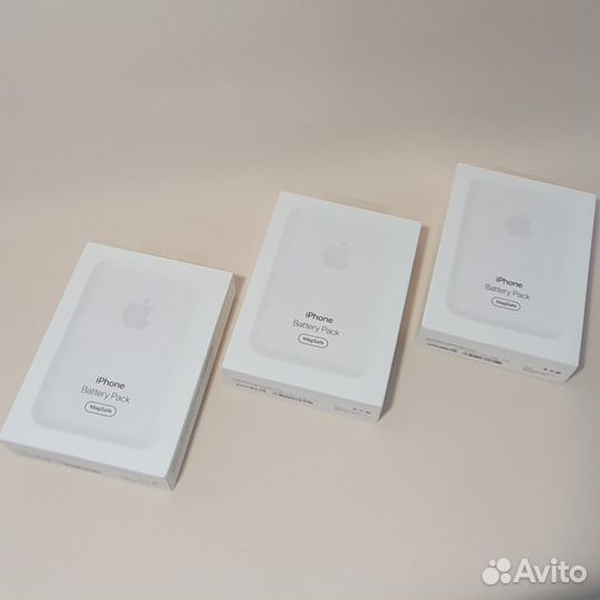 iPhone MagSafe Battery Pack