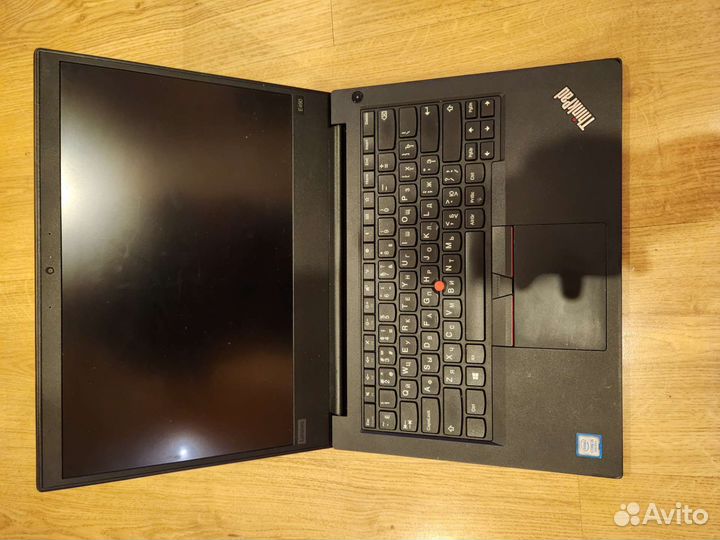 Lenovo Thinkpad E490 i5-8265U 12GB RAM 256GB SSD