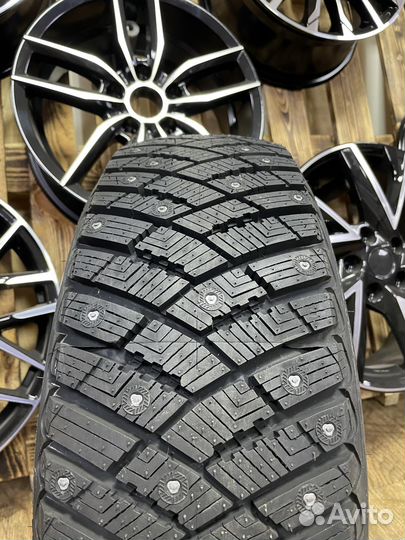 Goodyear UltraGrip Ice Arctic SUV 255/65 R17 110T