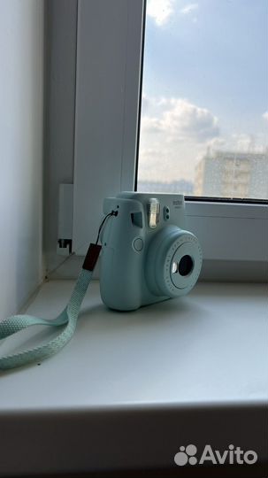 Плёночный фотоаппарат Instax Mini 9