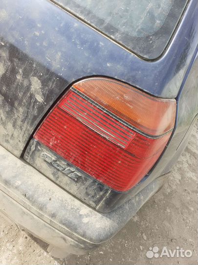 Правый фонарь Volkswagen Golf 3