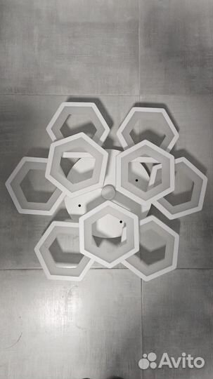 Люстра потолочная светодиодная с пультом escada