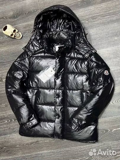 Пуховик Moncler черный