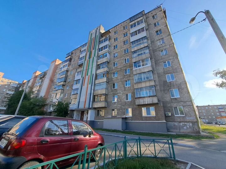 2-к. квартира, 50 м², 8/9 эт.