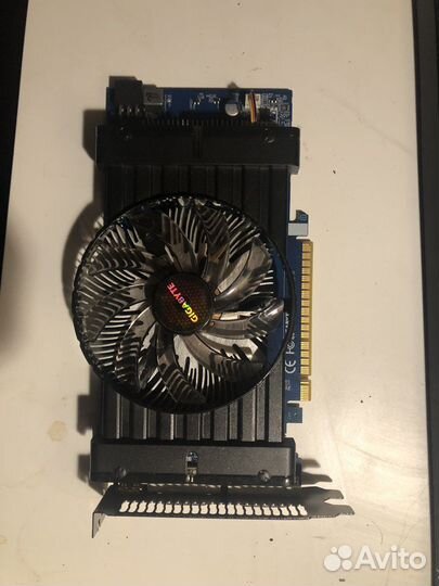 Видеокарта gigabyte GeForce GTX 550 Ti