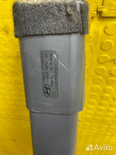 Б/У шторка багажника В хорошем состоянии