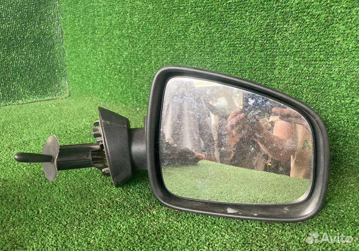 Зеркало Reno Logan 1