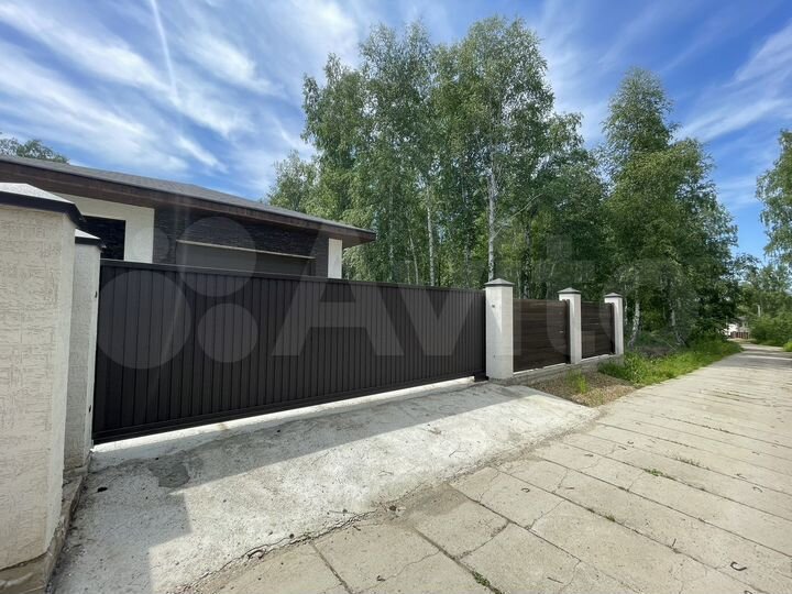 Дом 259 м² на участке 10 сот.