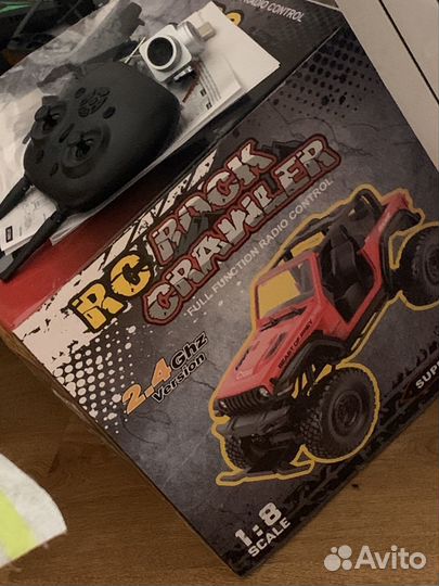 Игрушка радиоуправляемый внедорожник