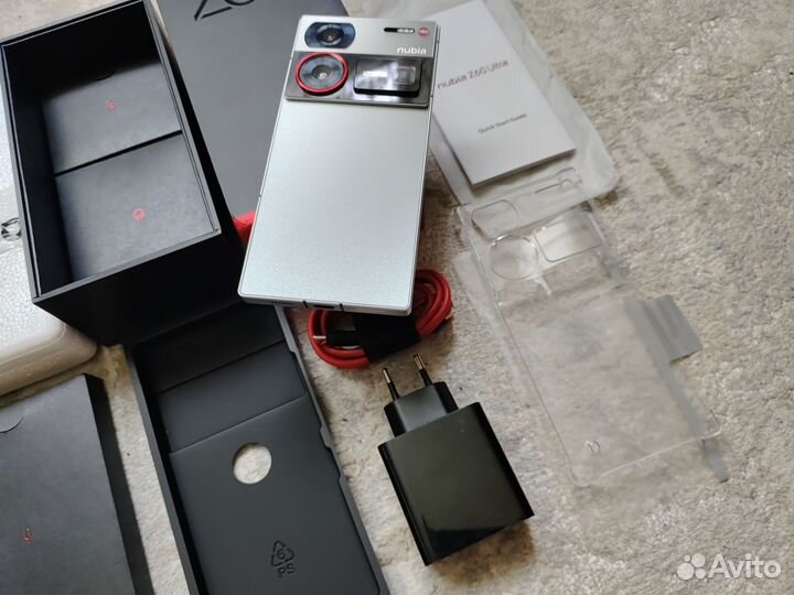 Nubia Z60 Ultra, 16/512 ГБ