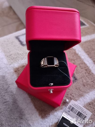 Мужская золотая печатка кольцо