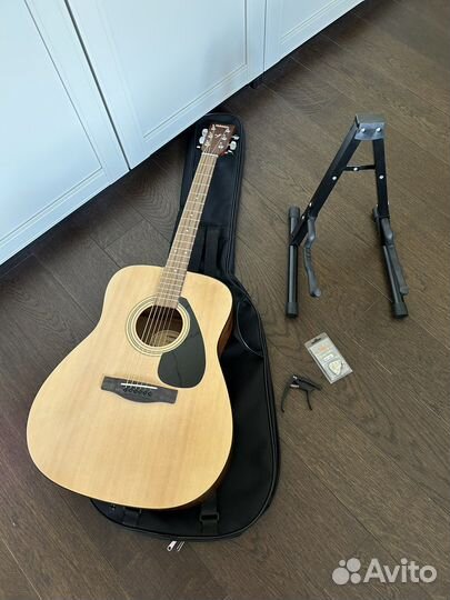 Акустическая гитара Yamaha f310