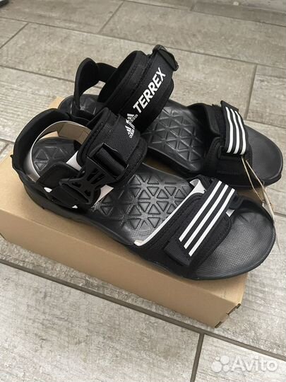 Сандалии adidas мужские