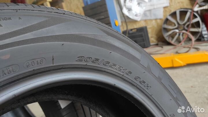 Nexen Classe Premiere CP672 205/65 R16 95H