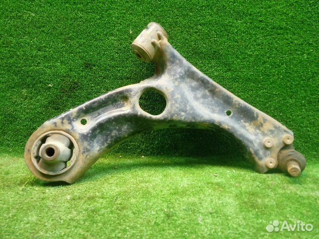Рычаг подвески правый Chevrolet Aveo T300 T300 1.6