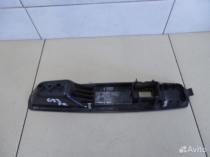 Накладка (кузов внутри) Fluence 2010