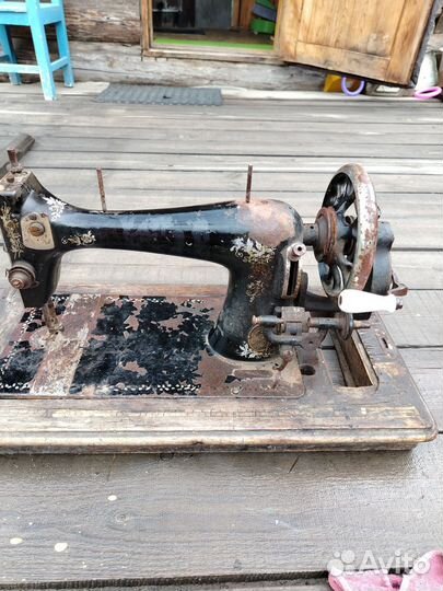 Швейная машинка