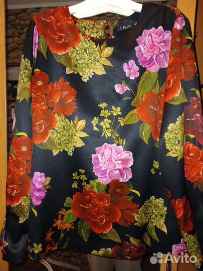 Красивейшая атласная блуза