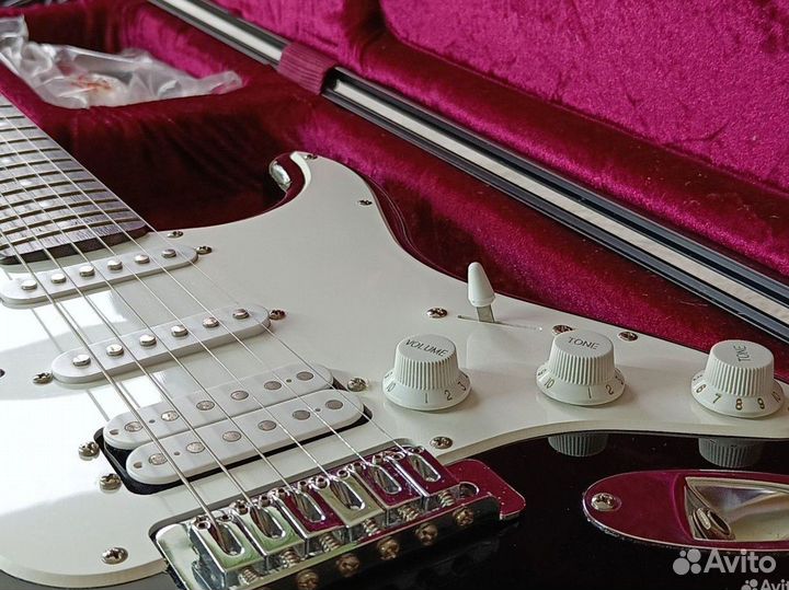 Электрогитара Squier stratocaster bullet