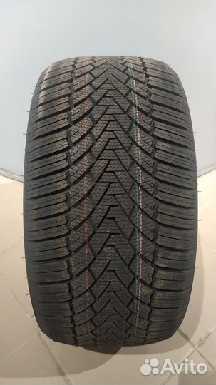 Roadmarch Winter XPro 888 225/55 R16 95H