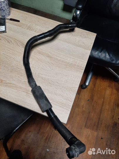 Патрубок воздушный Bmw 7-Series e38