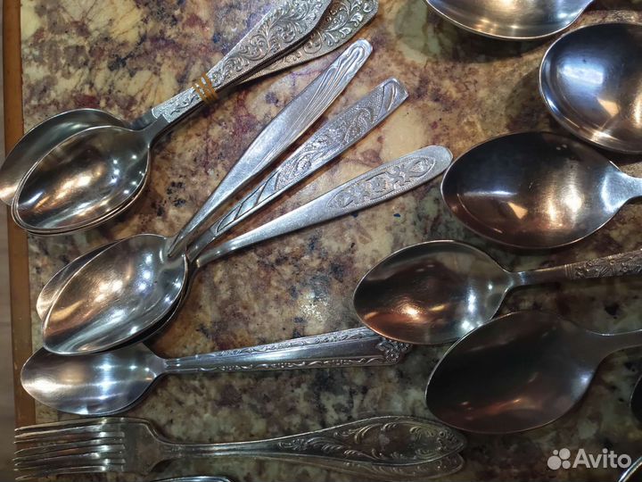 Столовые приборы