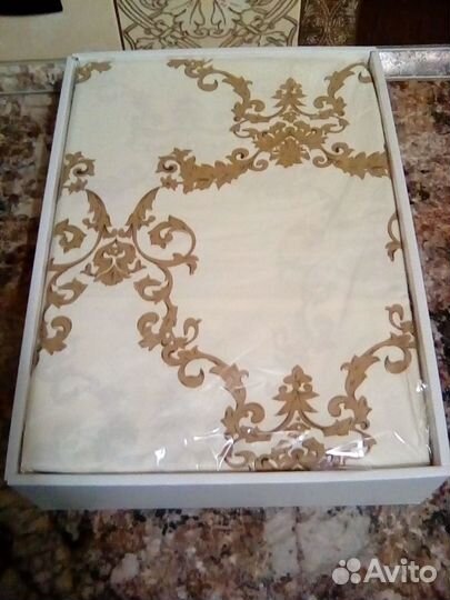 Белье постельное 1,5 две шт