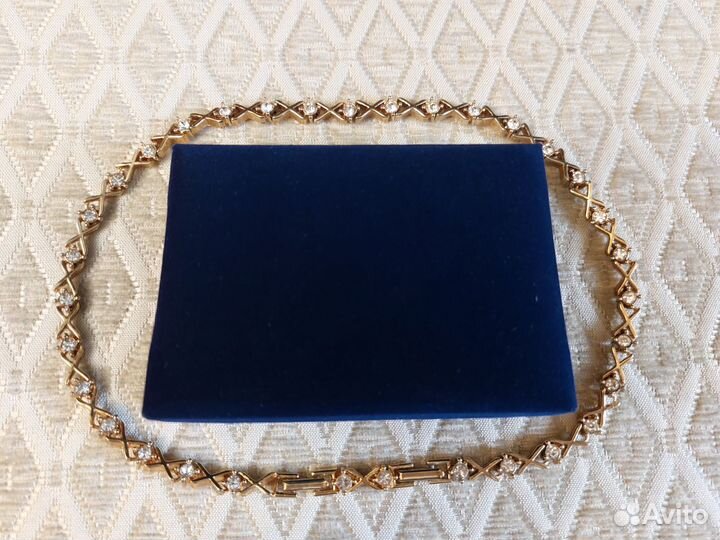 Винтажные комплекты и броши