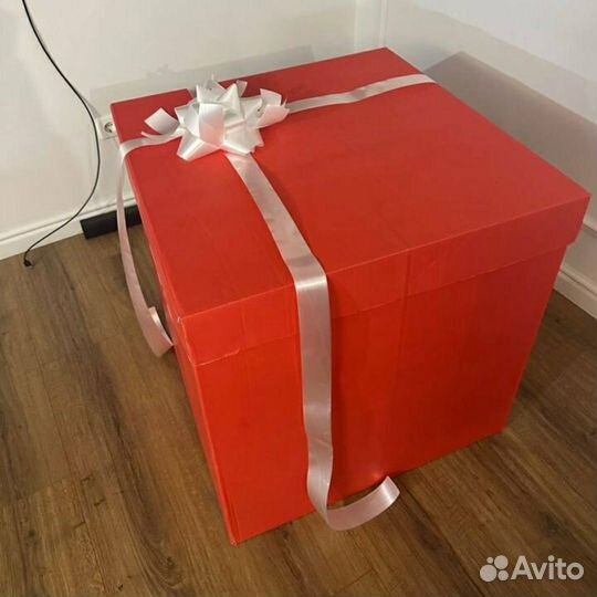 Коробка подарочная