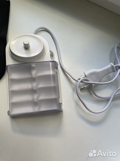 Электрическая зубная щетка braun oral b