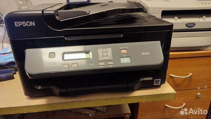 Epson m200