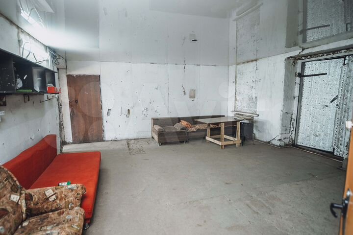 Здание, 350 м²